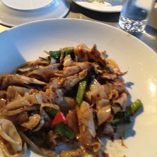 Снимок сделан в Sea Thai Restaurant пользователем Neshara 9/16/2012