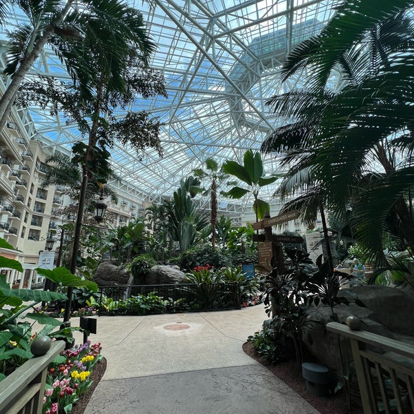 Photo taken at Gaylord Palms Resort &amp; Convention Center by Smeet P. on 4/12/2023