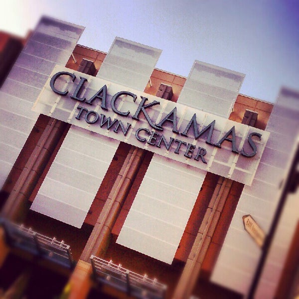 Clackamas town center thanksgiving hours