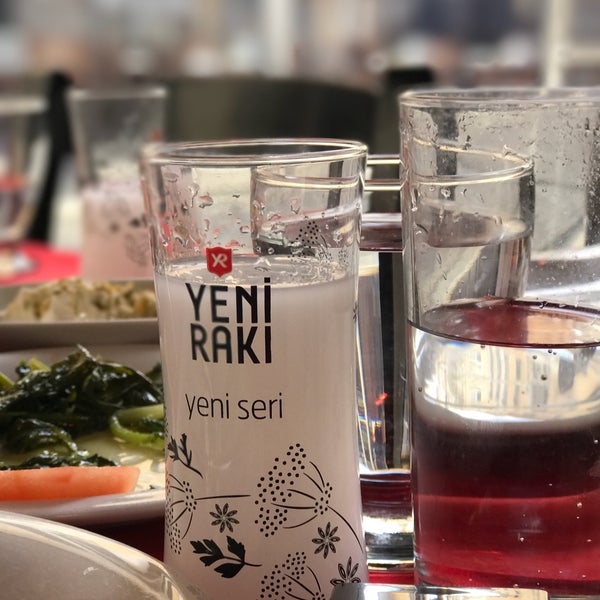 Foto tirada no(a) Hisarönü Balık Pişiricisi por Nilgün . em 12/30/2017