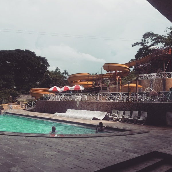 Photo taken at Hotel Mato Grosso Águas Quentes by Fábio R. on 3/28/2015