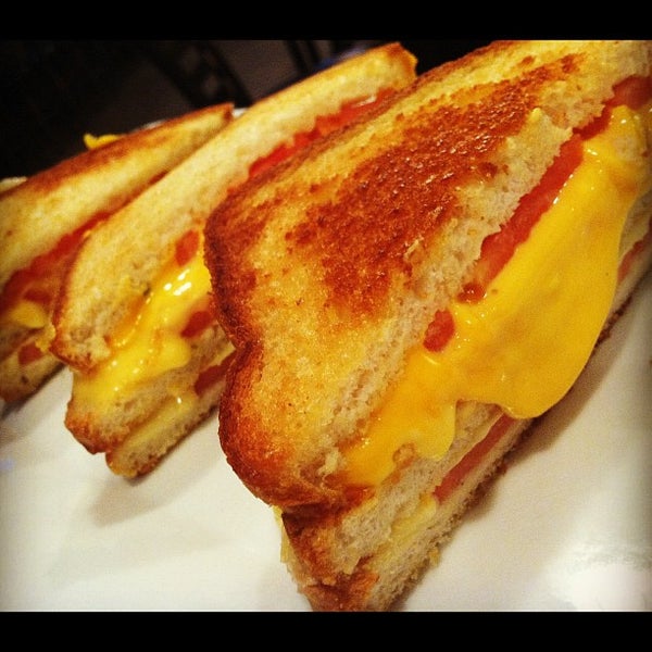 triple decker grilled cheese!!!!