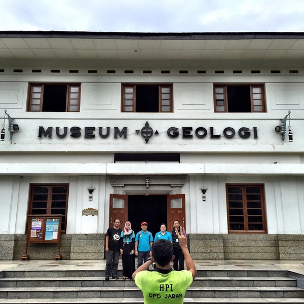 Photo prise au Museum Geologi par Kyun 覠 균 H. le1/21/2016
