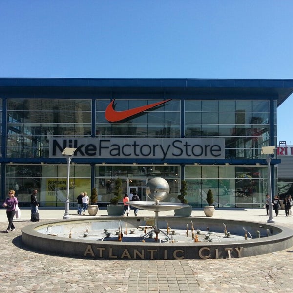 Nike Factory Store artículos deportivos en Atlantic City