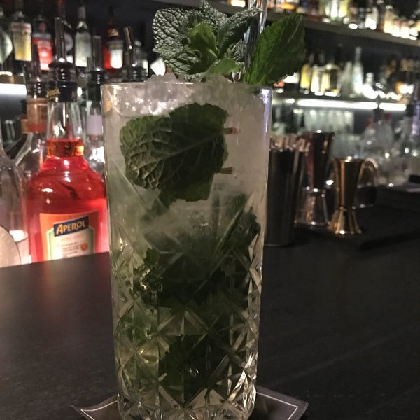 manoamano Cocktail Bar in Wiesbaden