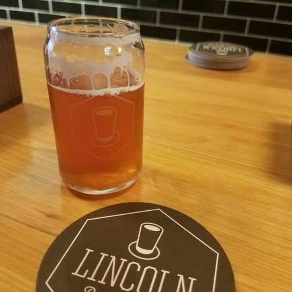 Photo taken at Lincoln Beer Company by Joe C. on 12/3/2017