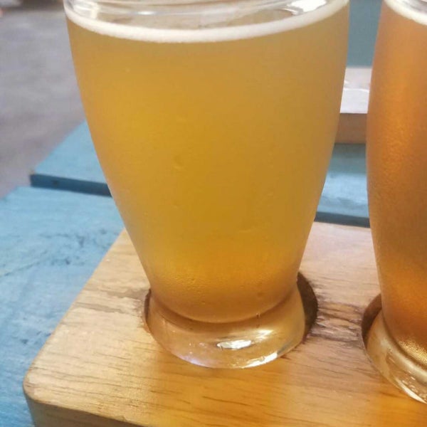 Photo taken at King Harbor Brewing Company by Joe C. on 6/29/2017
