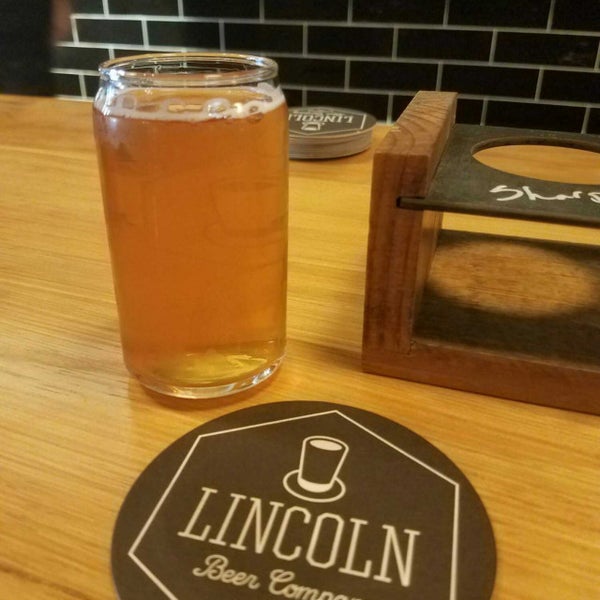 Foto tomada en Lincoln Beer Company  por Joe C. el 12/3/2017