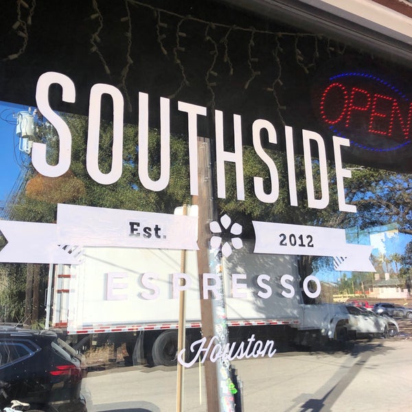 Photo taken at Southside Espresso by Schmidt on 1/7/2020