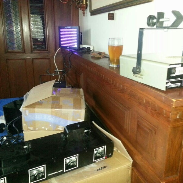Armour Heights Officers' Mess - Bar in Toronto