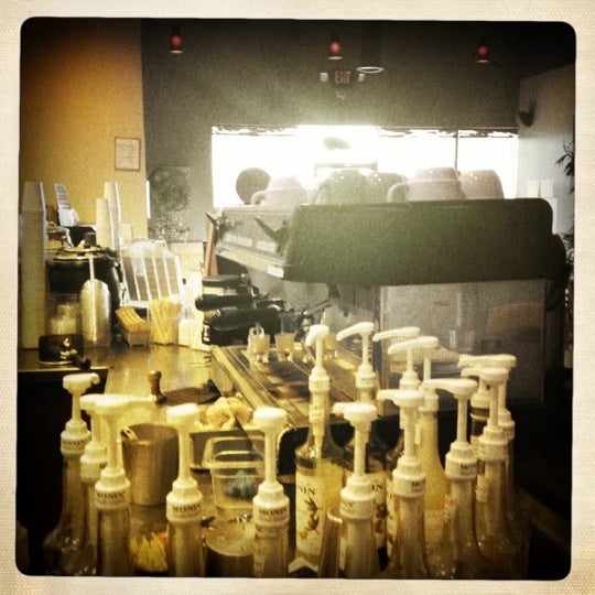 Photo taken at Espressos Coffee by Lim S. on 10/29/2012