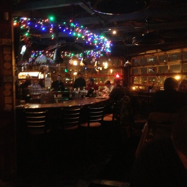 Foto tomada en South Street Restaurant  por Steve F. el 12/28/2012