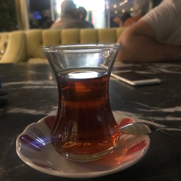 Foto tomada en Kuğulu Park Cafe &amp; Restaurant  por Can V. el 7/19/2019