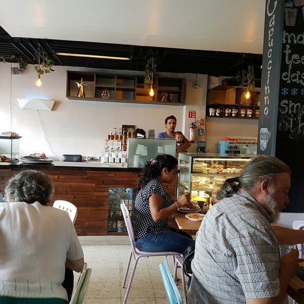 6/9/2017 tarihinde Shazz Y.ziyaretçi tarafından Café ONCE28'de çekilen fotoğraf