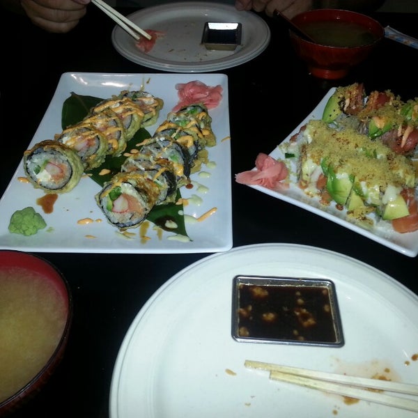 Photo taken at Happy Fish Sushi by Mele D. on 8/11/2013