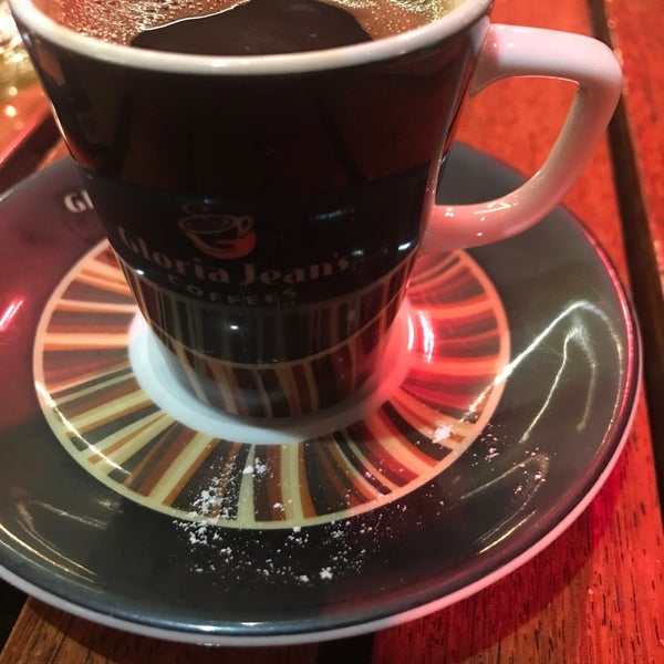 รูปภาพถ่ายที่ Park Fırın Cafe &amp; Bakery โดย Sarp D. เมื่อ 1/1/2018