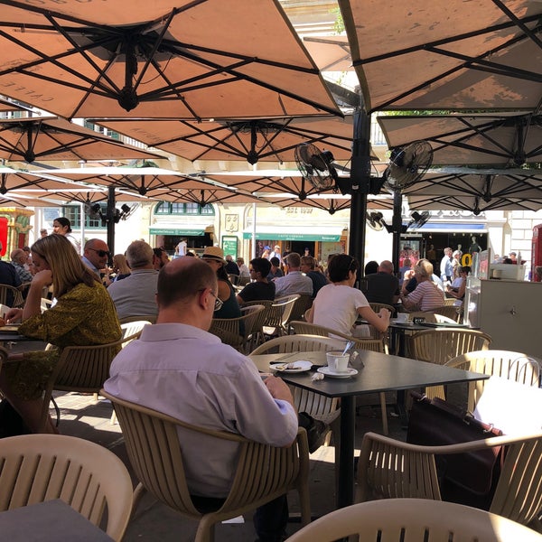 9/14/2019 tarihinde Paolo Giulio G.ziyaretçi tarafından Caffe Cordina'de çekilen fotoğraf