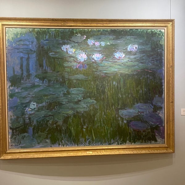 Foto diambil di Musée Marmottan Monet oleh Ольга Ч. pada 6/8/2022