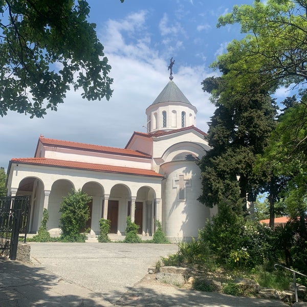 Храм в нижней ореанде