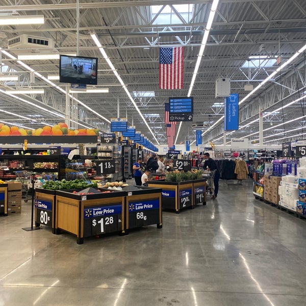 Walmart Supercenter Square, PA