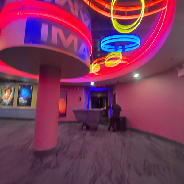 Regal Downingtown & IMAX 10 tips from 2367 visitors