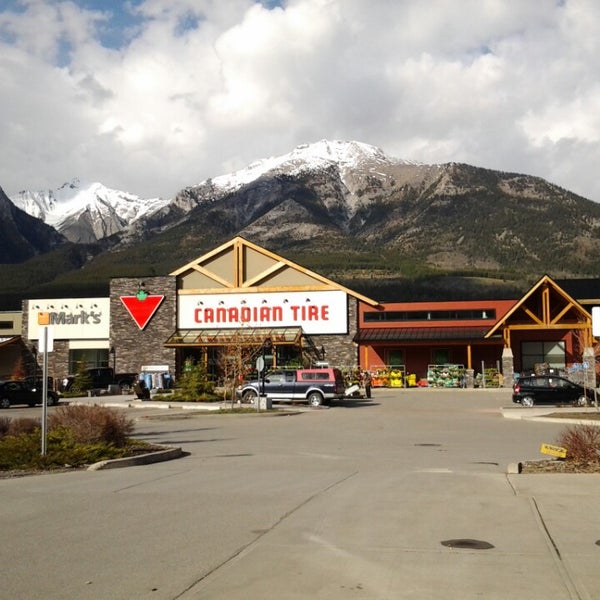 Canadian Tire Hardware Store