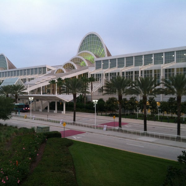 4/13/2013에 Suzanne B.님이 Orange County Convention Center (OCCC)에서 찍은 사진