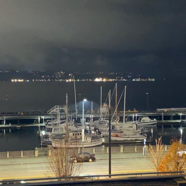 รูปภาพถ่ายที่ Seattle Marriott Waterfront โดย Goran A. เมื่อ 11/9/2019