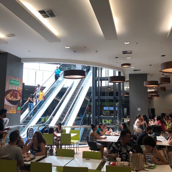 2/10/2019 tarihinde Paulo F.ziyaretçi tarafından Shopping Center 3'de çekilen fotoğraf