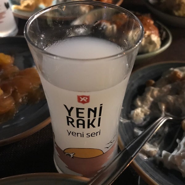 Foto diambil di Dolphin Restaurant oleh Gökçen pada 8/20/2019