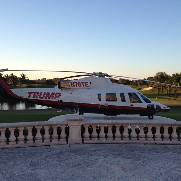 2/16/2014 tarihinde Ruan William D.ziyaretçi tarafından Trump International Golf Club, West Palm Beach'de çekilen fotoğraf