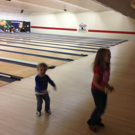 Town And Country Lanes 3 tips from 181 visitors