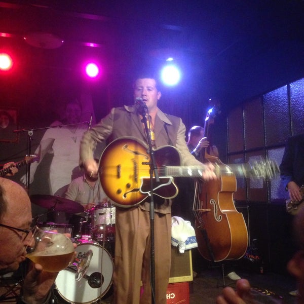 4/23/2016에 Leen A.님이 Missy Sippy Blues &amp; Roots Club에서 찍은 사진