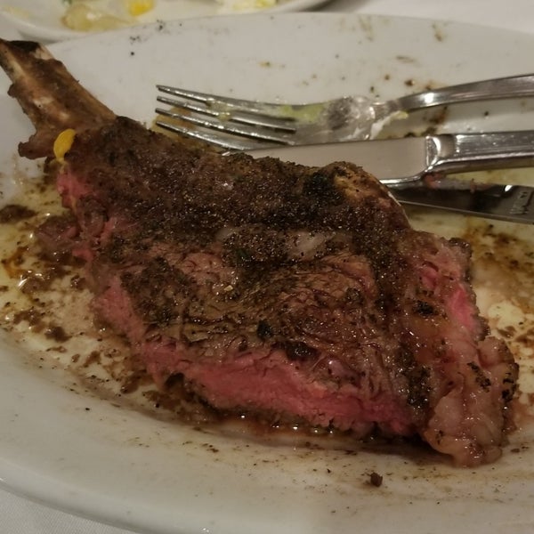 Photo taken at Ruth&#39;s Chris Steak House - Columbia by Bryan C. on 10/16/2018