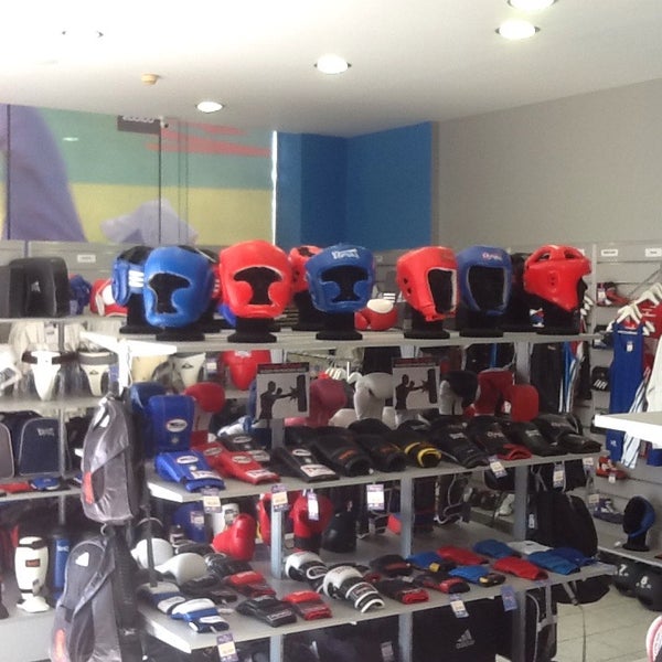 Афины спорт. Олимп спорт магазин Слюдянка. Магазин Селенгинск Афины магазин. Магазин Афины Сальск. Греция Афины магазин адидас.