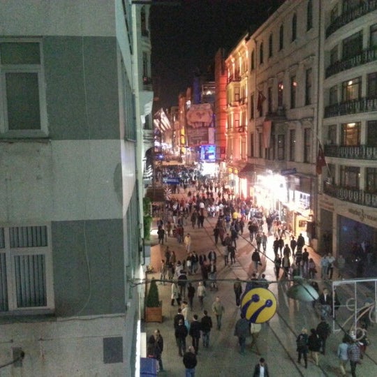 Photo taken at Baraka Bar by Göktuğ Ç. on 11/4/2012