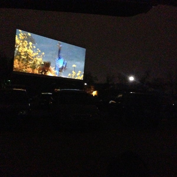 4/6/2013にChris O.がBoulevard Drive-In Theatreで撮った写真