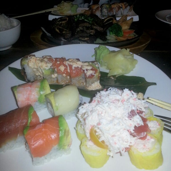 Photo taken at Ohjah Japanese Steakhouse Sushi &amp; Hibachi by Raymond H. on 4/13/2013