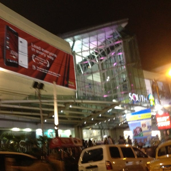 5/20/2013 tarihinde Kashif R.ziyaretçi tarafından South City Mall'de çekilen fotoğraf