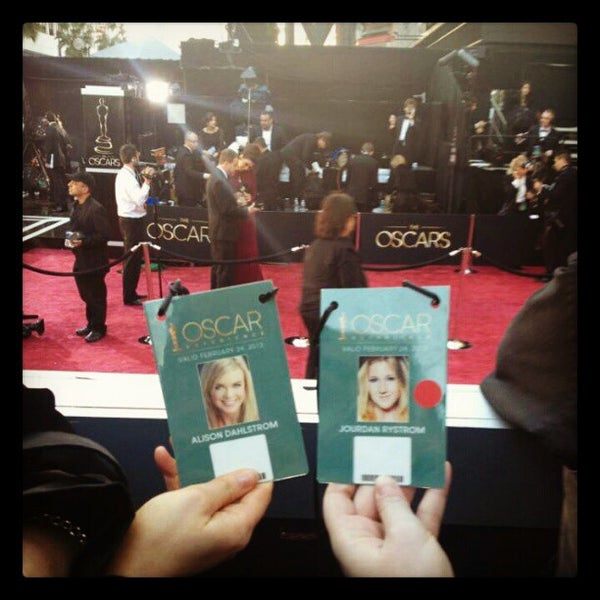 Photo prise au Oscars Outdoors (Academy Hollywood) par Jourdan R. le2/25/2013