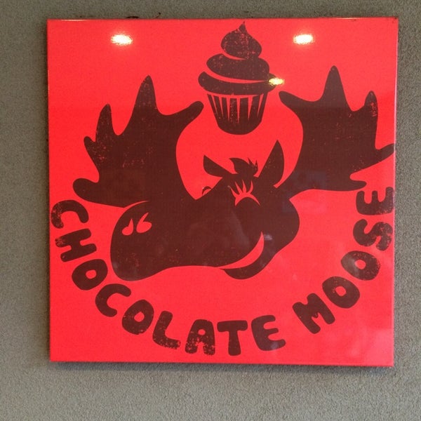 Foto tirada no(a) The Chocolate Moose Bakery &amp; Cafe por D K. em 12/20/2015