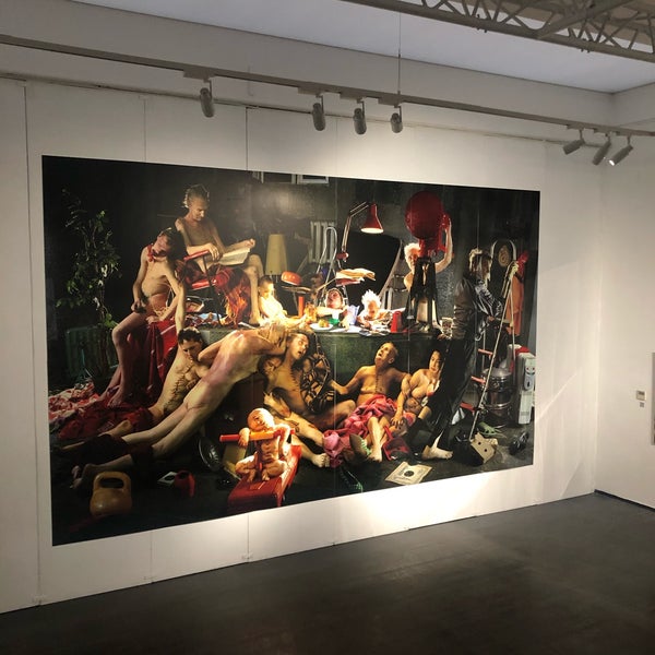 Foto diambil di Галерея M17 / M17 Art Gallery oleh Erdal H. pada 2/19/2020