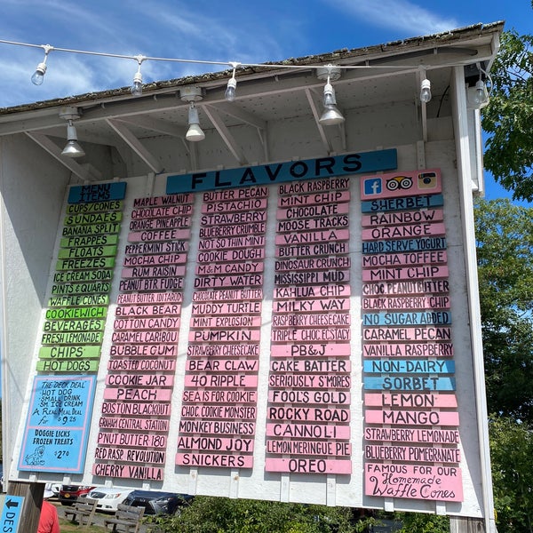 Scoop Deck Ice Cream Ice Cream Parlor in Wells