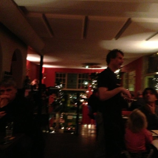 Photo taken at De Italiaan by Eveline R. on 12/22/2012