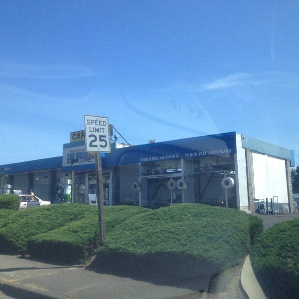 Photos at Kingsgate Car Wash Car Wash in Evergreen Hill