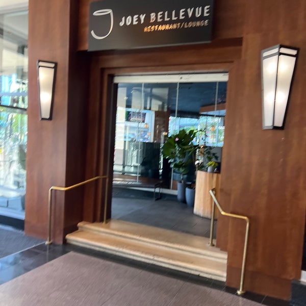 JOEY Bellevue Lounge