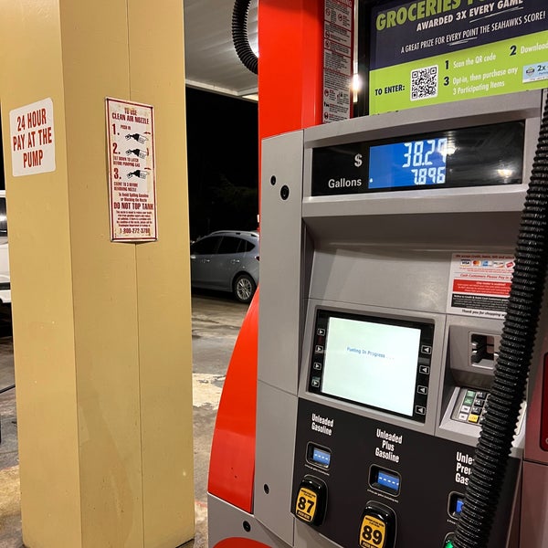 Safeway Gas Fuel Station in Crossroads