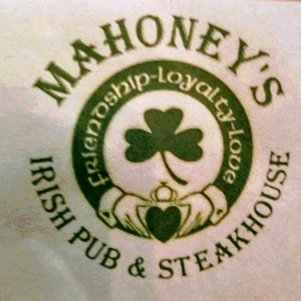 Снимок сделан в Mahoney&#39;s Irish Pub &amp; Steak House пользователем Rob J. 2/14/2020