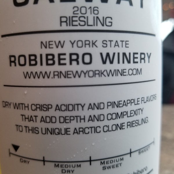 Foto tirada no(a) Robibero Winery por Rob J. em 5/27/2018