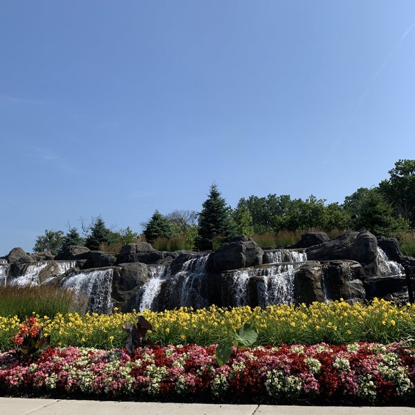 Rosemont Park District Monument Park (Waterfalls) N River Rd